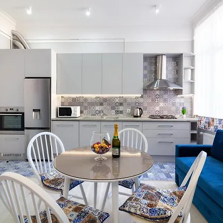 On Kopernyka Street 5 Апартаменти