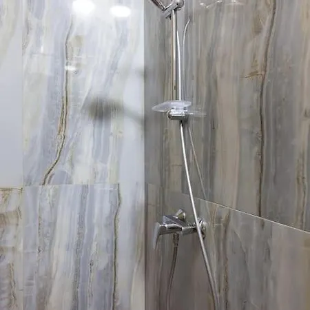 Апартаменти On Kopernyka Street 5