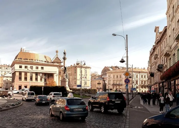 On Kopernyka Street 5 * Leópolis